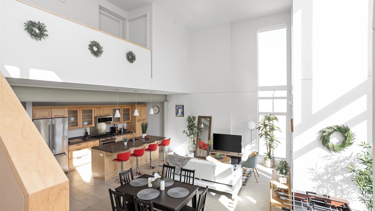 Photo of Livingroom in Chatham-Arch