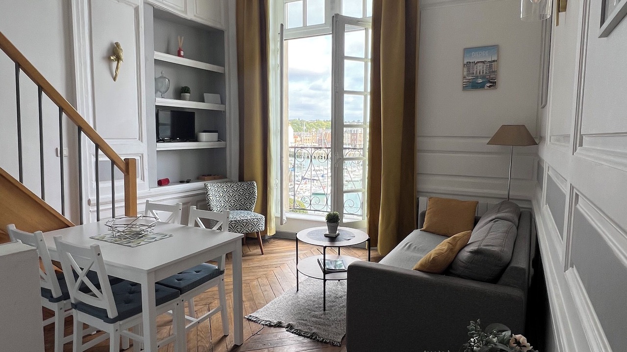 Photo of Livingroom in Dieppe