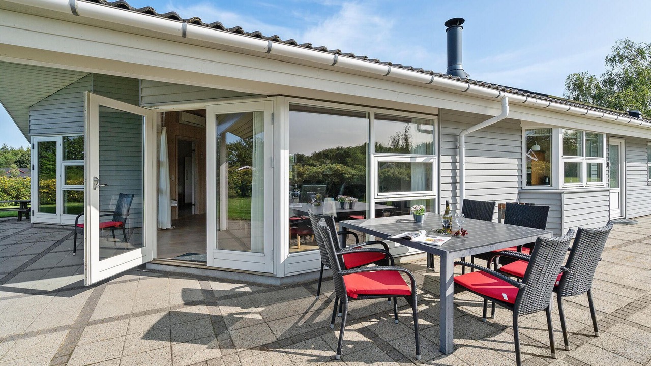 Photo of Others in Hovborg