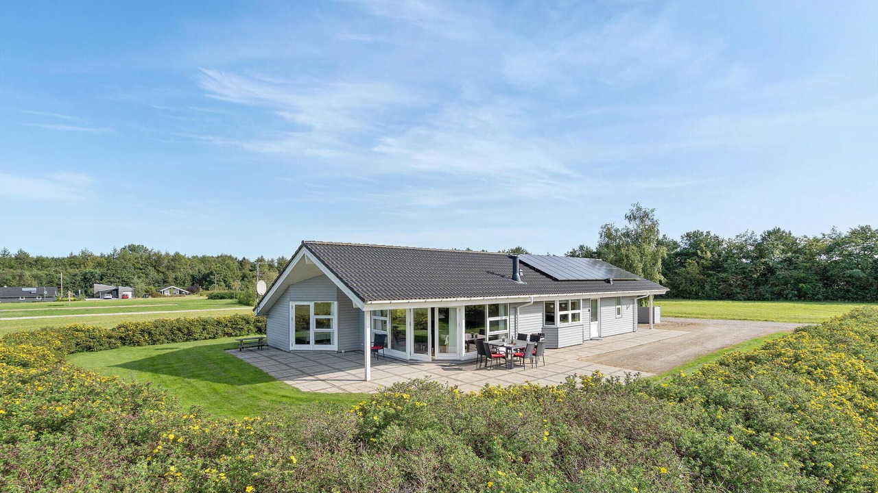 Photo of Others in Hovborg