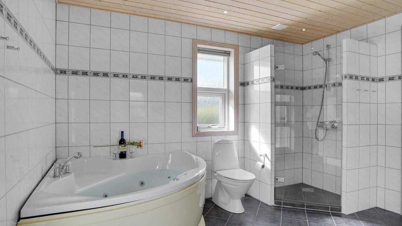 Photo of Bathroom in Hovborg