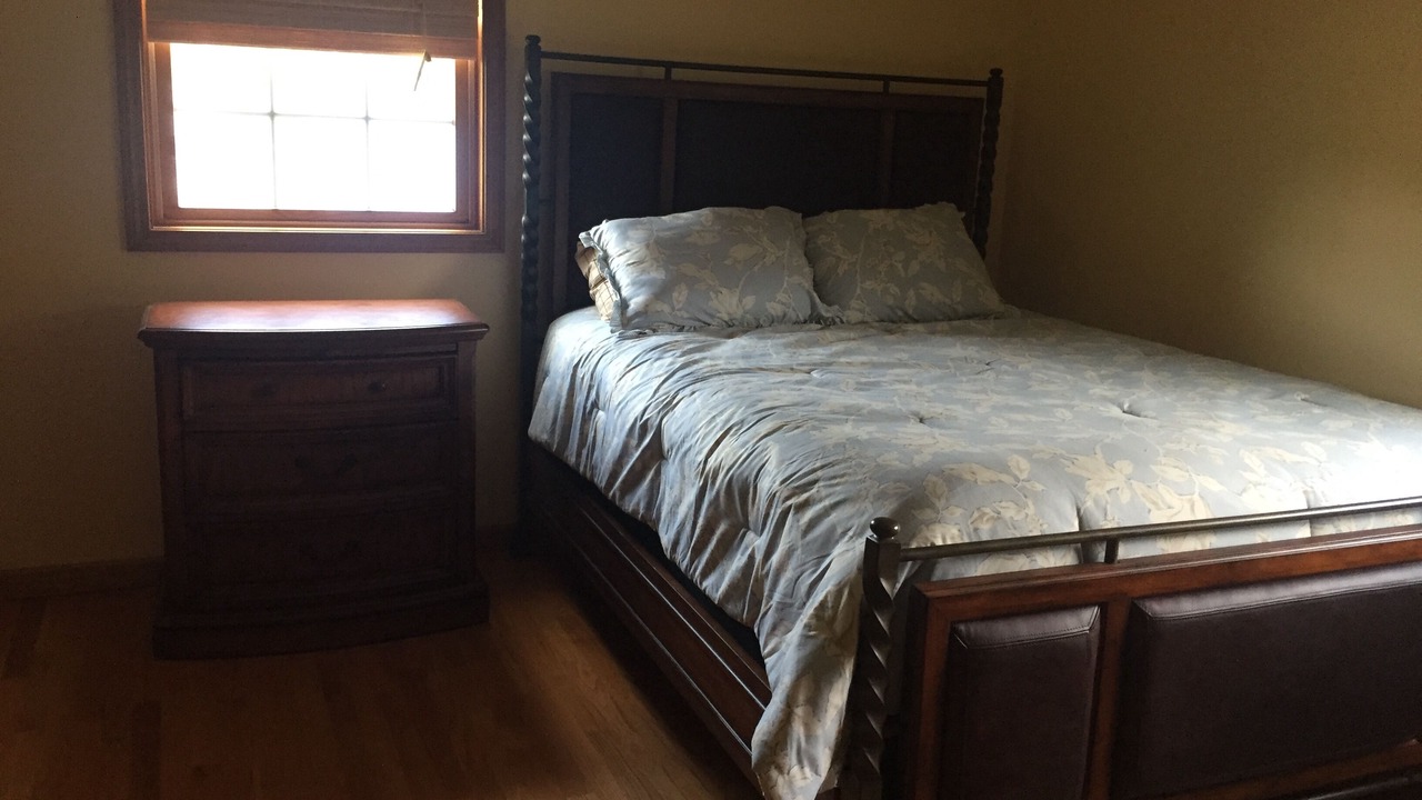 Photo of Bedroom in Boonville