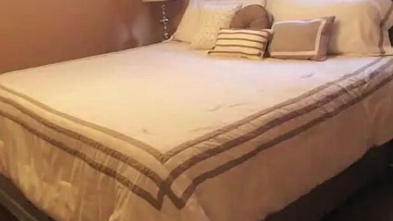 Photo of Bedroom in Lakeview  Jefferson County