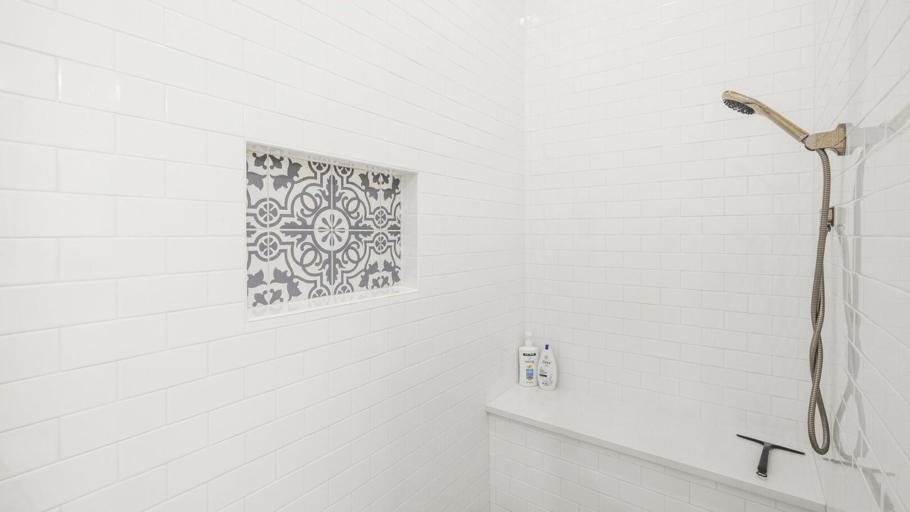 Photo of Bathroom in Canyon Lake