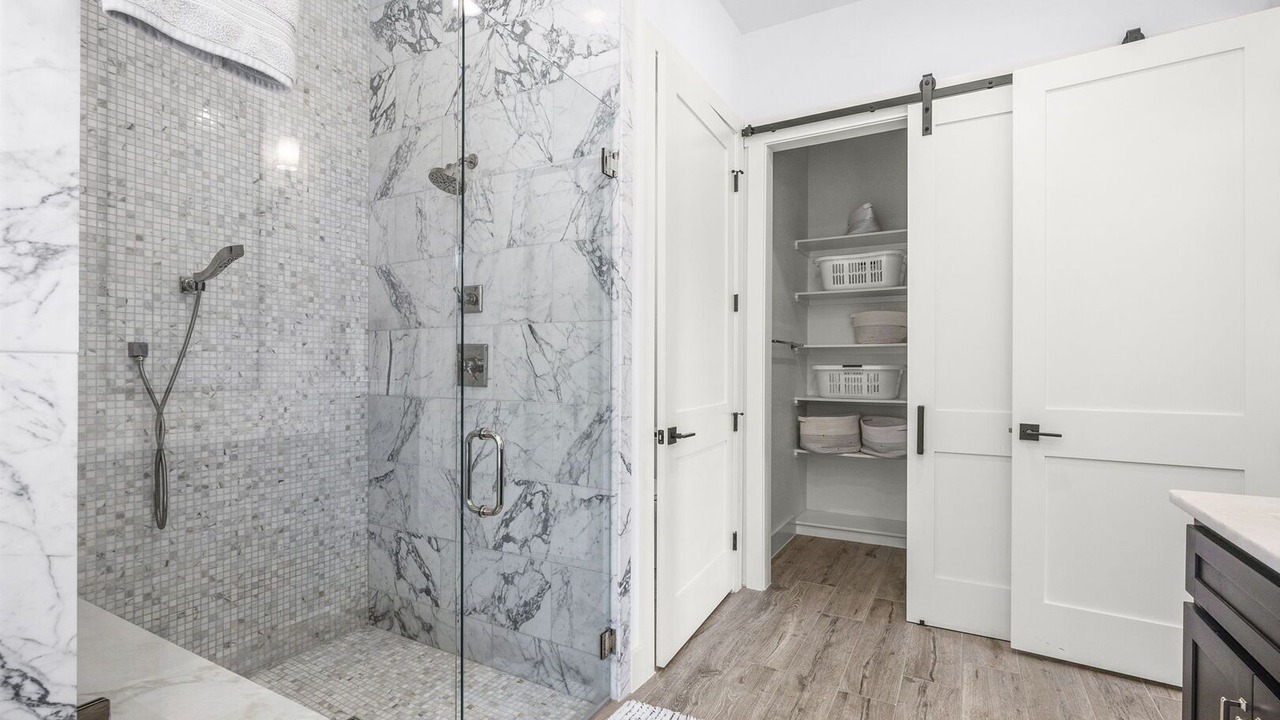 Photo of Bathroom in Canyon Lake