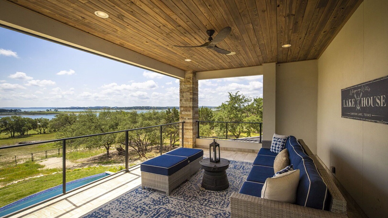 Photo of Patio Balcony in Canyon Lake