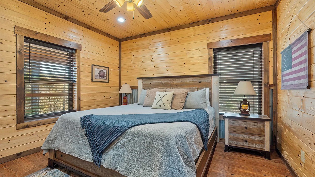 Photo of Bedroom in Sevierville