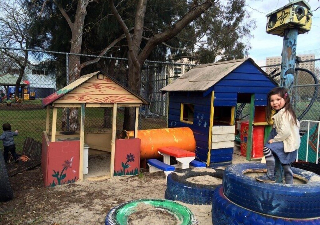 Photo of Others in Kensington