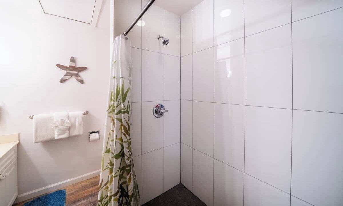 Photo of Bathroom in Kahuku