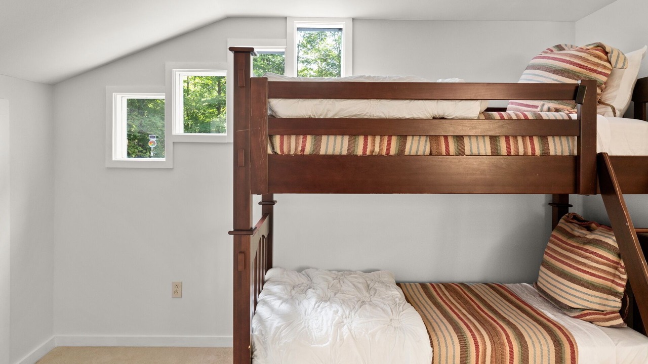 Photo of Bedroom in Stowe Hollow