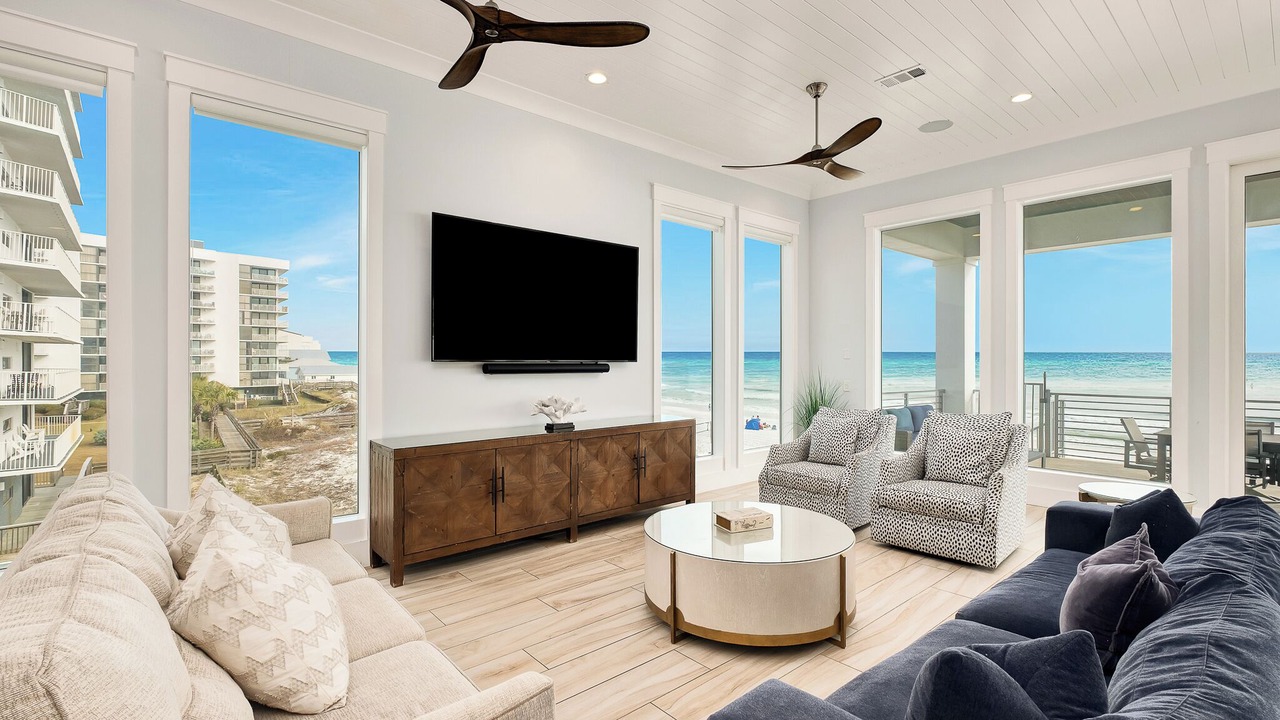 Photo of Bedroom in Miramar Beach