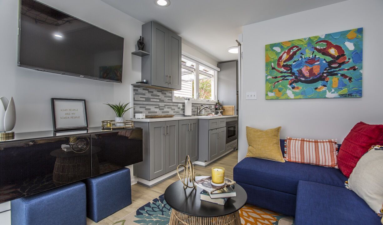 Photo of Livingroom in Downtown