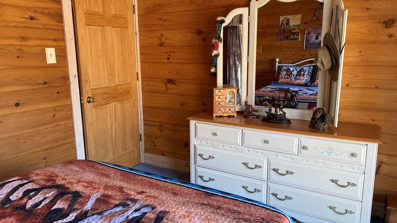 Photo of Bedroom in Ridgeley