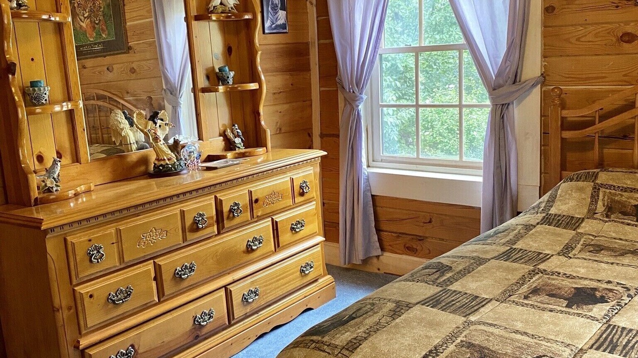 Photo of Bedroom in Ridgeley