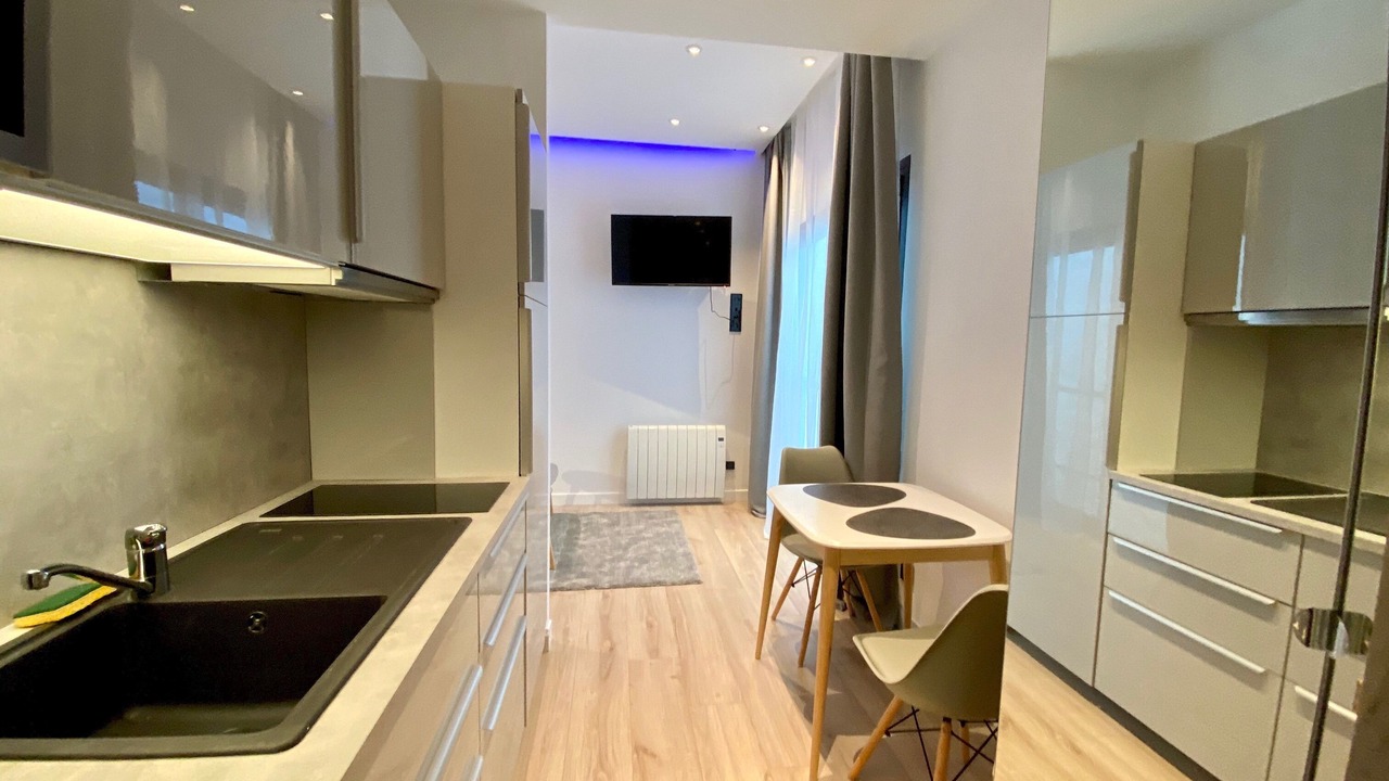 Photo of Kitchen in 15th Arrondissement