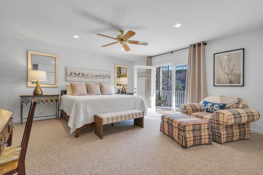 Photo of Bedroom in Sunset