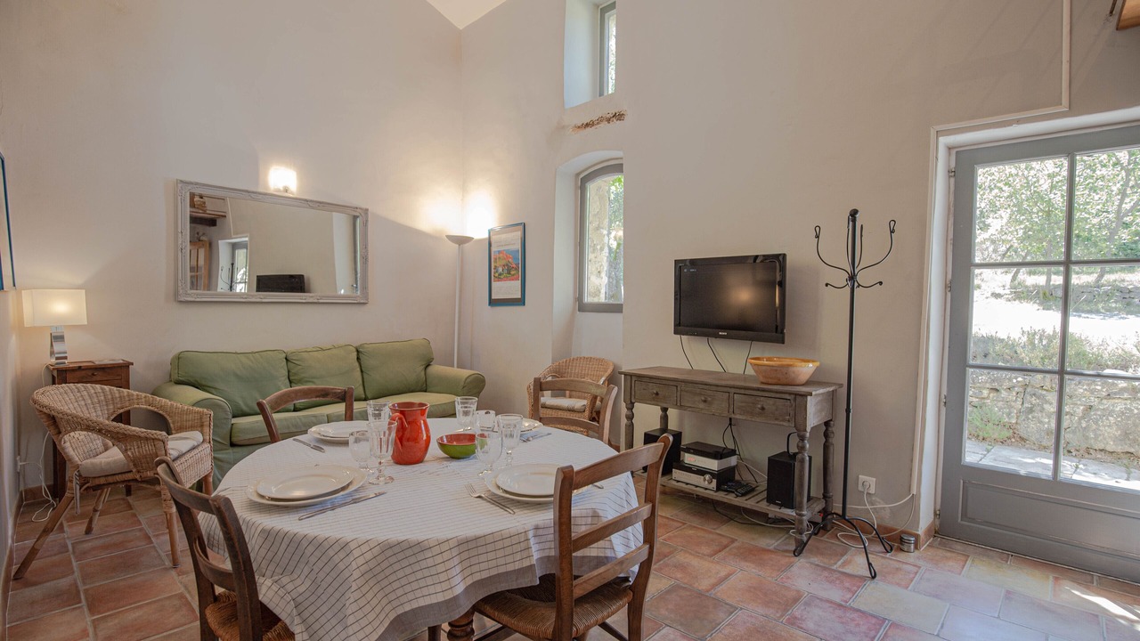 Photo of Livingroom in Saint-Martin-de-Castillon