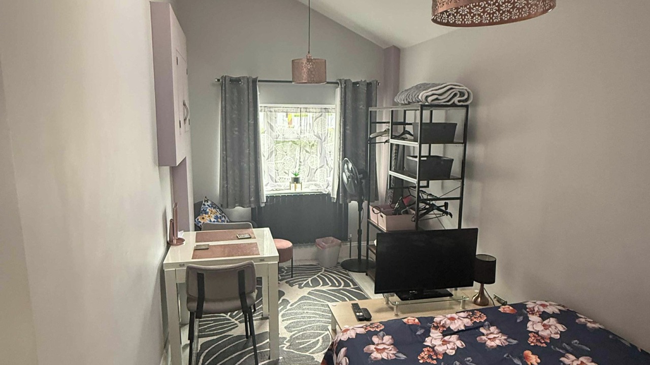 Photo of Others in Old Harlow