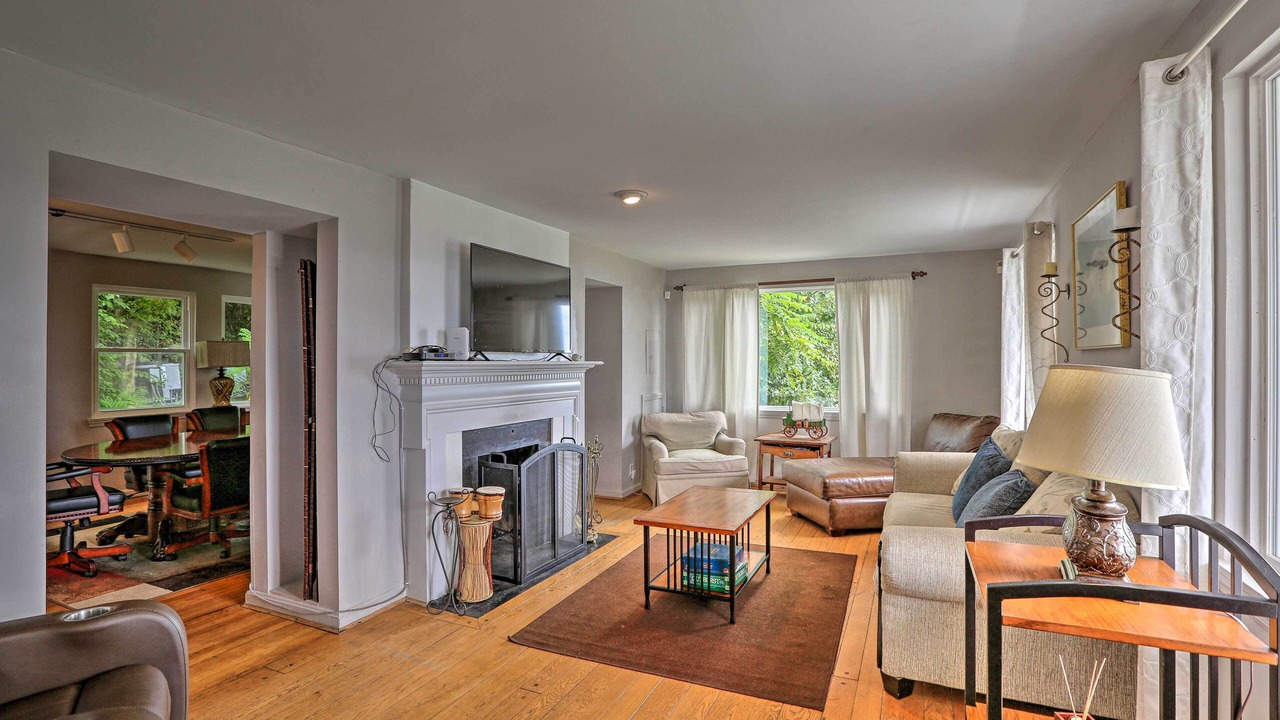 Photo of Livingroom in East Walnut HIlls