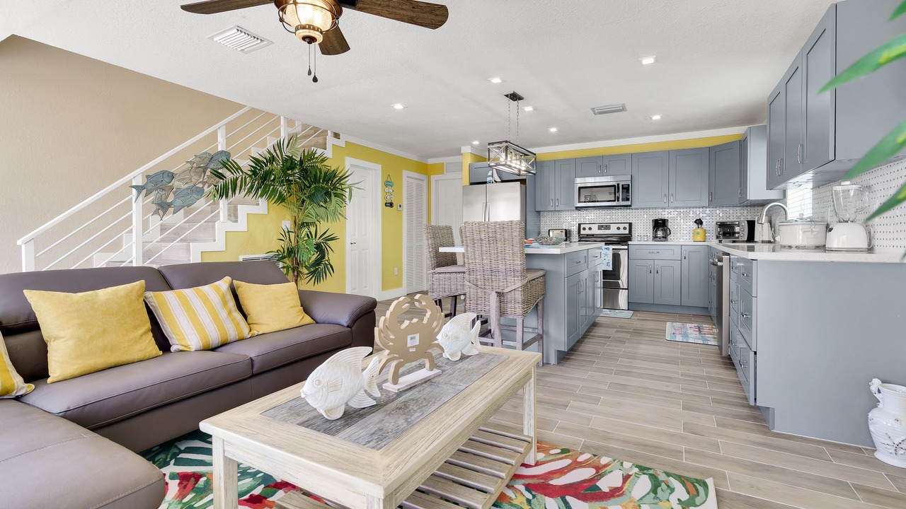 Photo of Livingroom in Sunrise Point