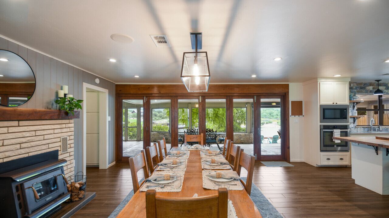 Photo of Livingroom in Burnet