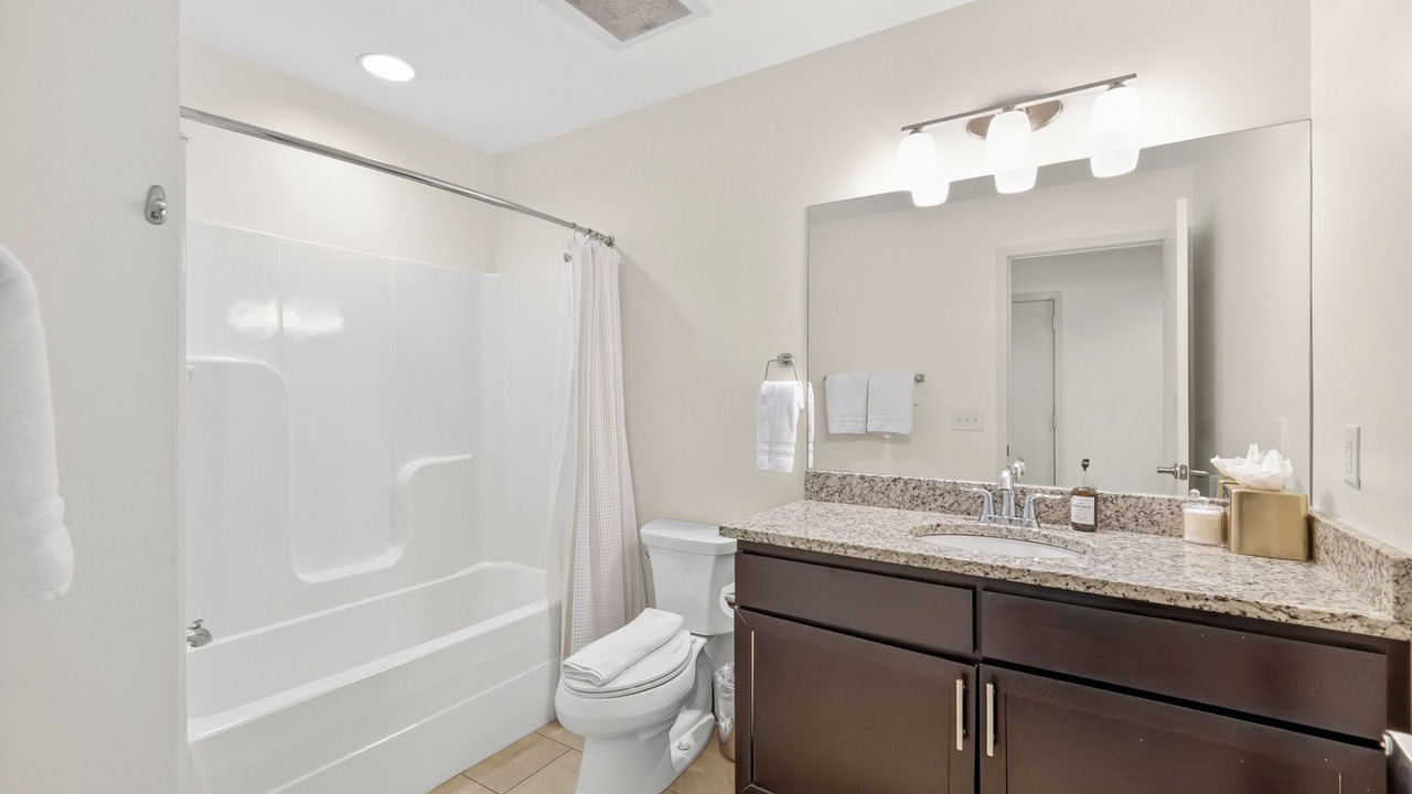Photo of Bathroom in 12 South