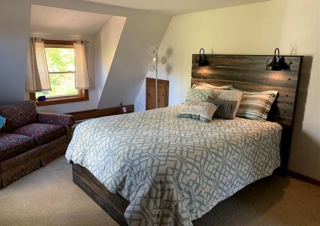 Photo of Bedroom in Ellicottville