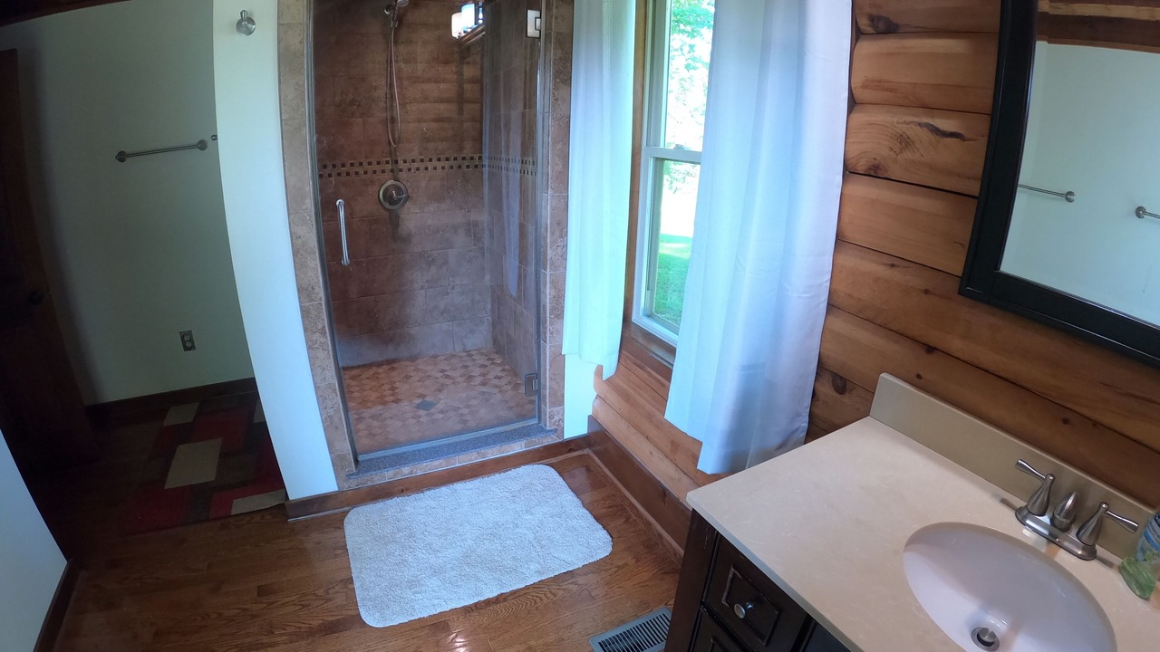 Photo of Bathroom in Ellicottville