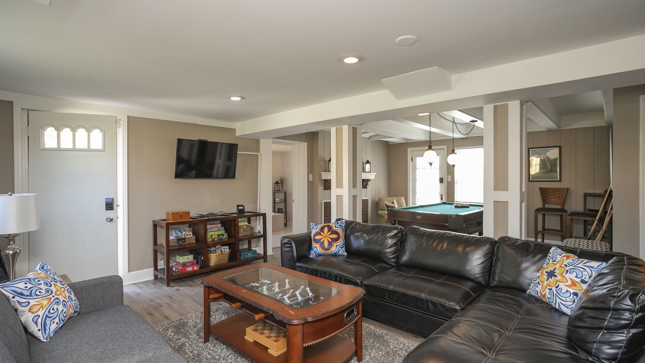 Photo of Bedroom in Lockeland Springs