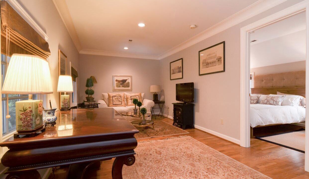 Photo of Others in Broadview