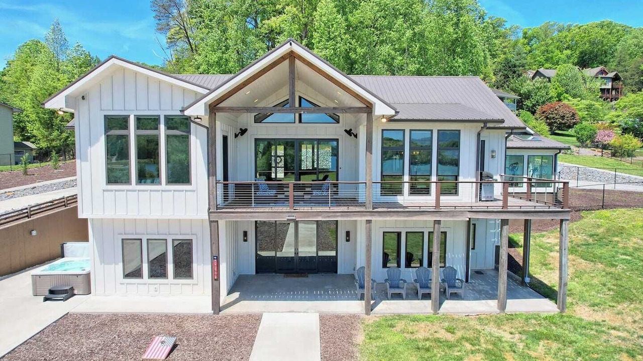 Photo of Outdoor in Young Harris