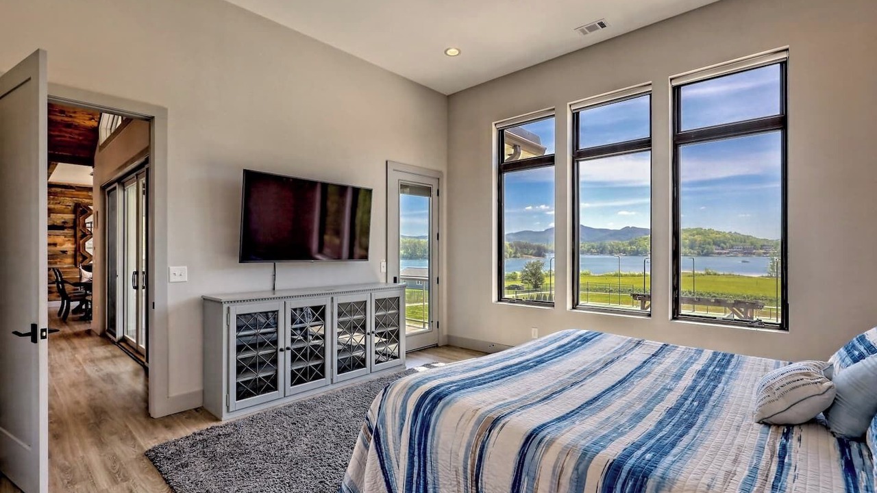 Photo of Bedroom in Young Harris