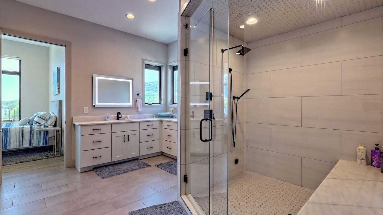 Photo of Bathroom in Young Harris