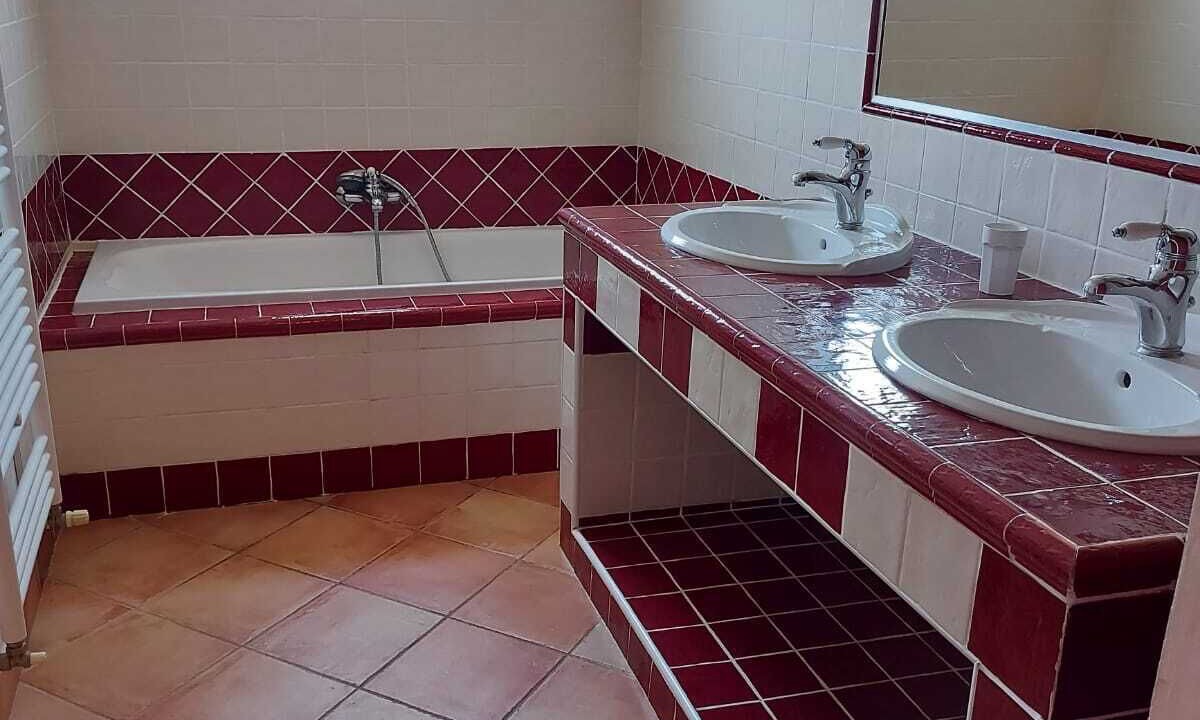 Photo of Bathroom in Serra-di-Ferro