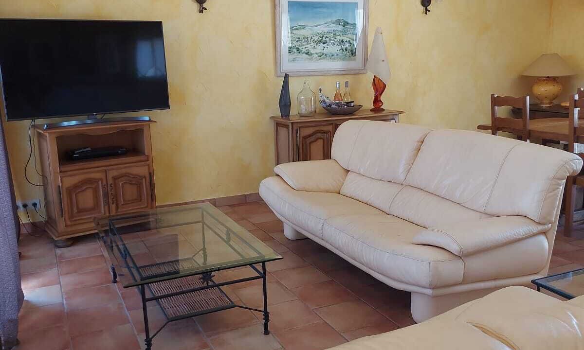 Photo of Livingroom in Serra-di-Ferro