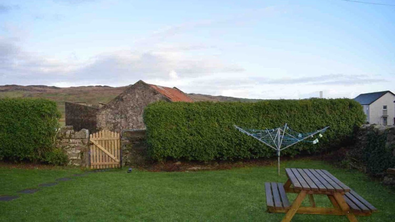 Photo of Others in Port Ellen