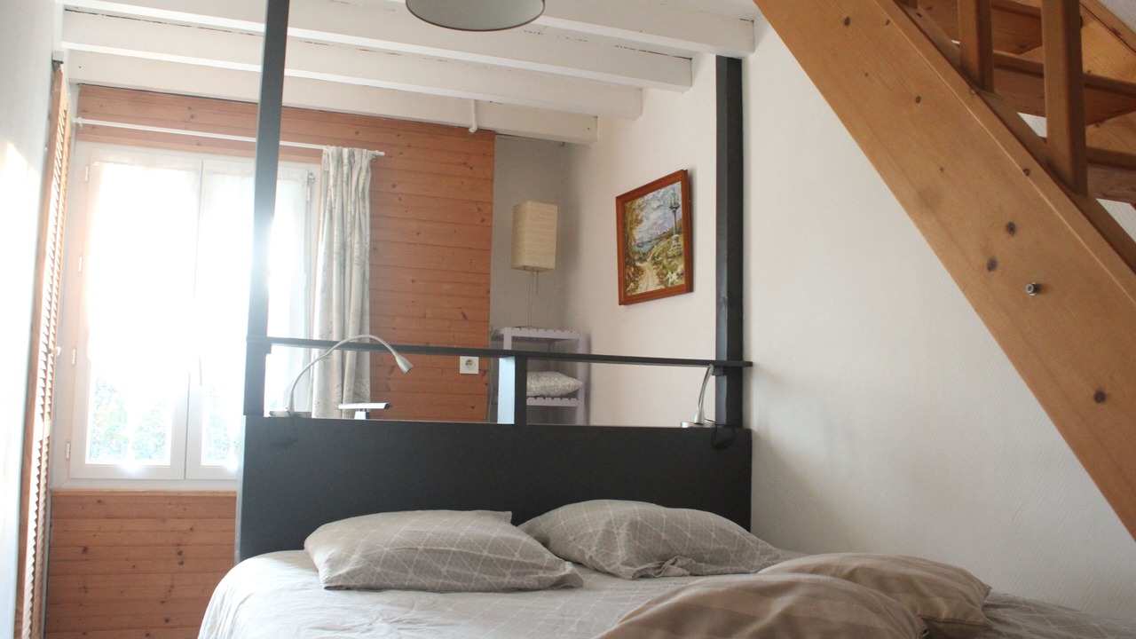 Photo of Bedroom in Beaumesnil