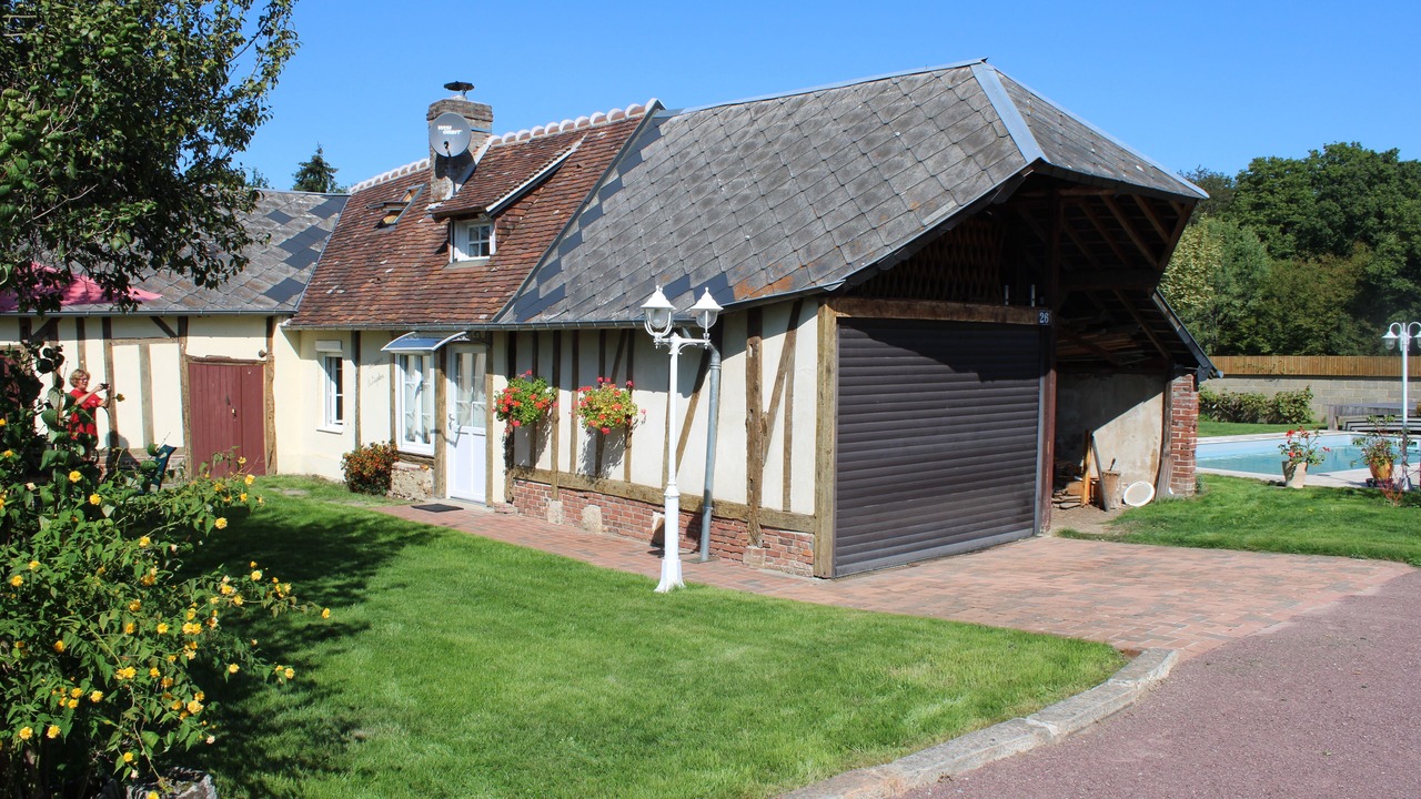 Photo of Outdoor in Beaumesnil