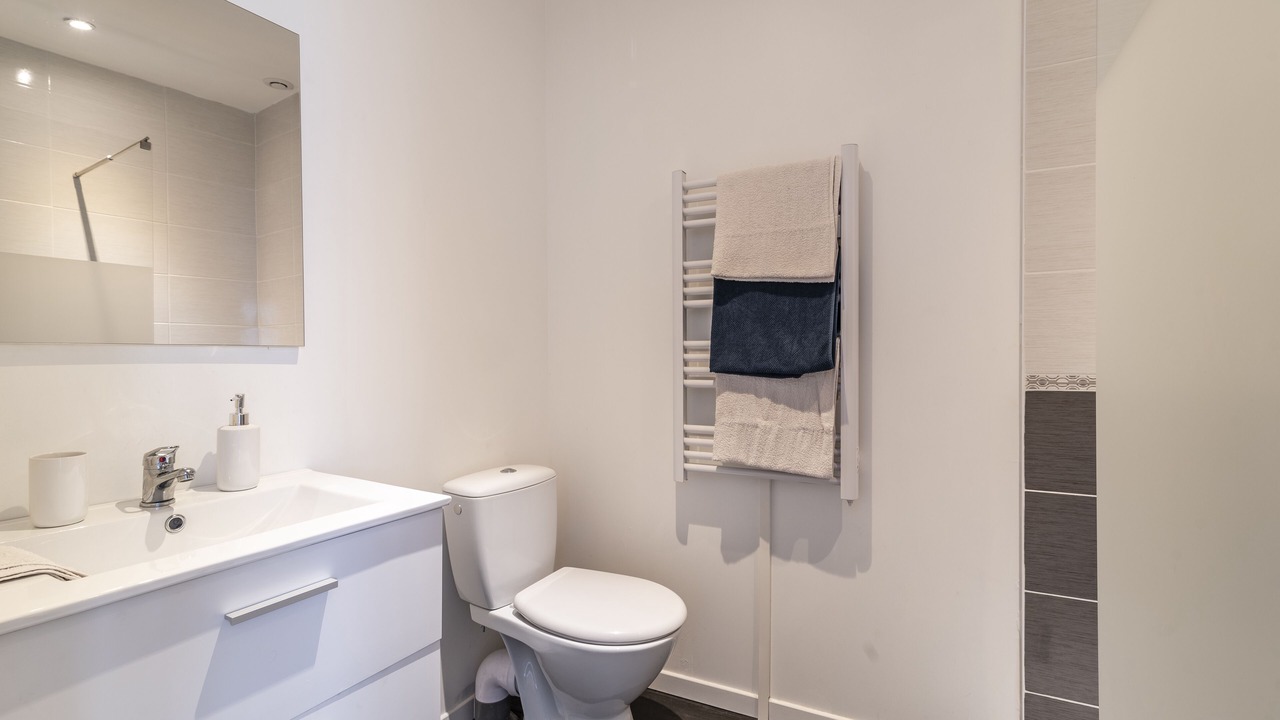 Photo of Bathroom in Betheny