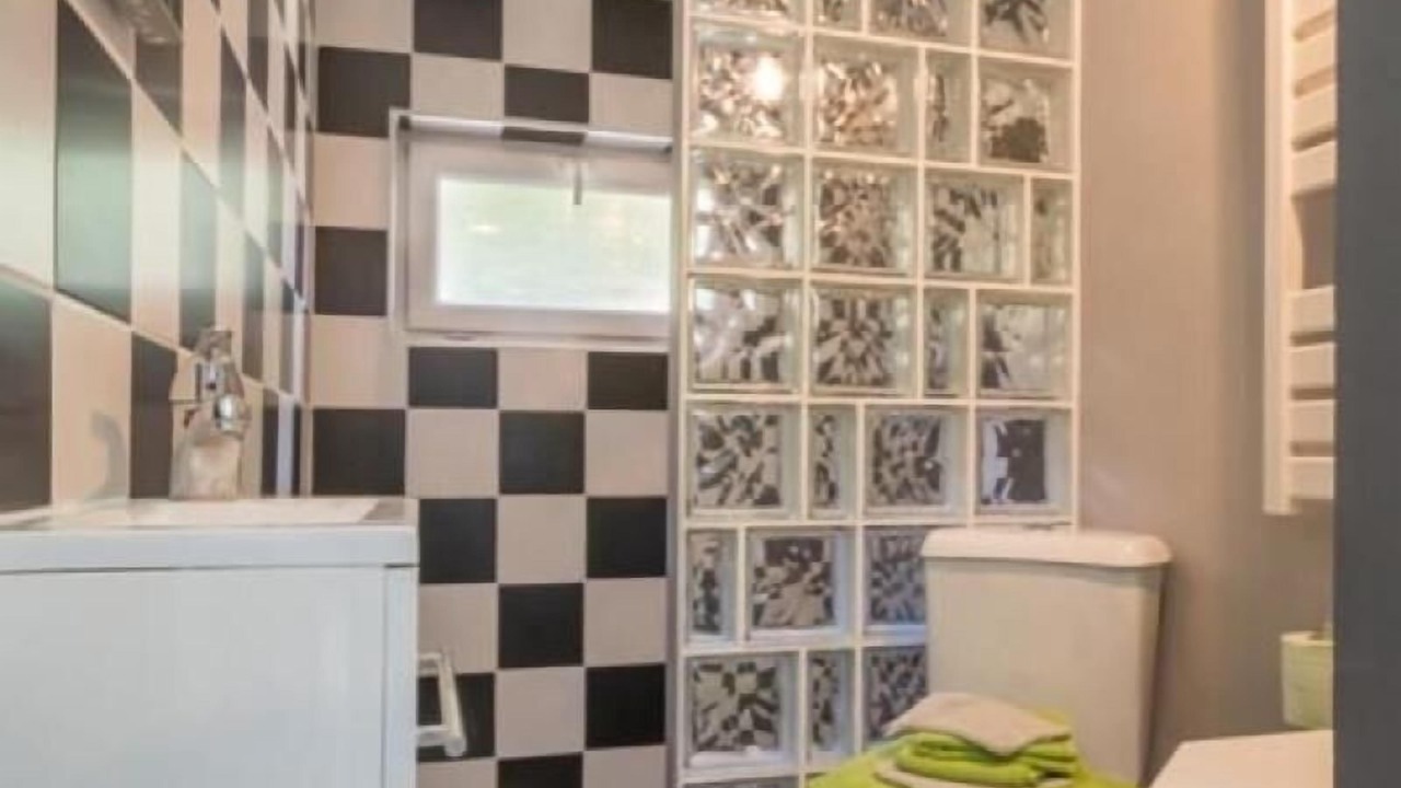 Photo of Bathroom in Saint-Sebastien-sur-Loire