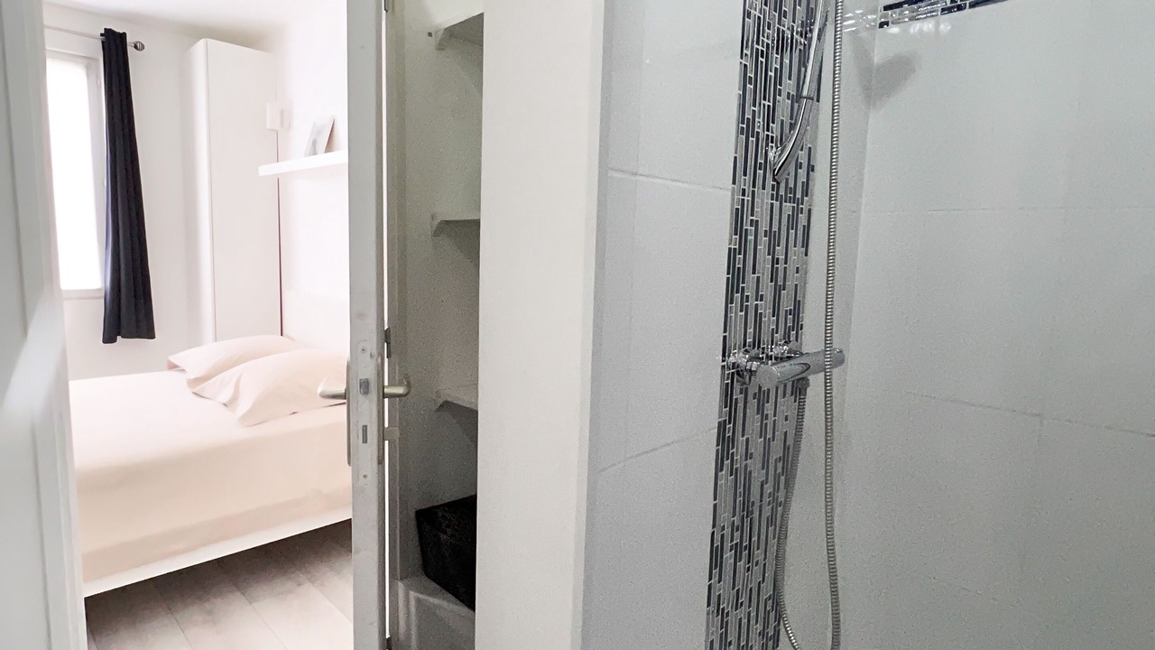 Photo of Bathroom in Evreux