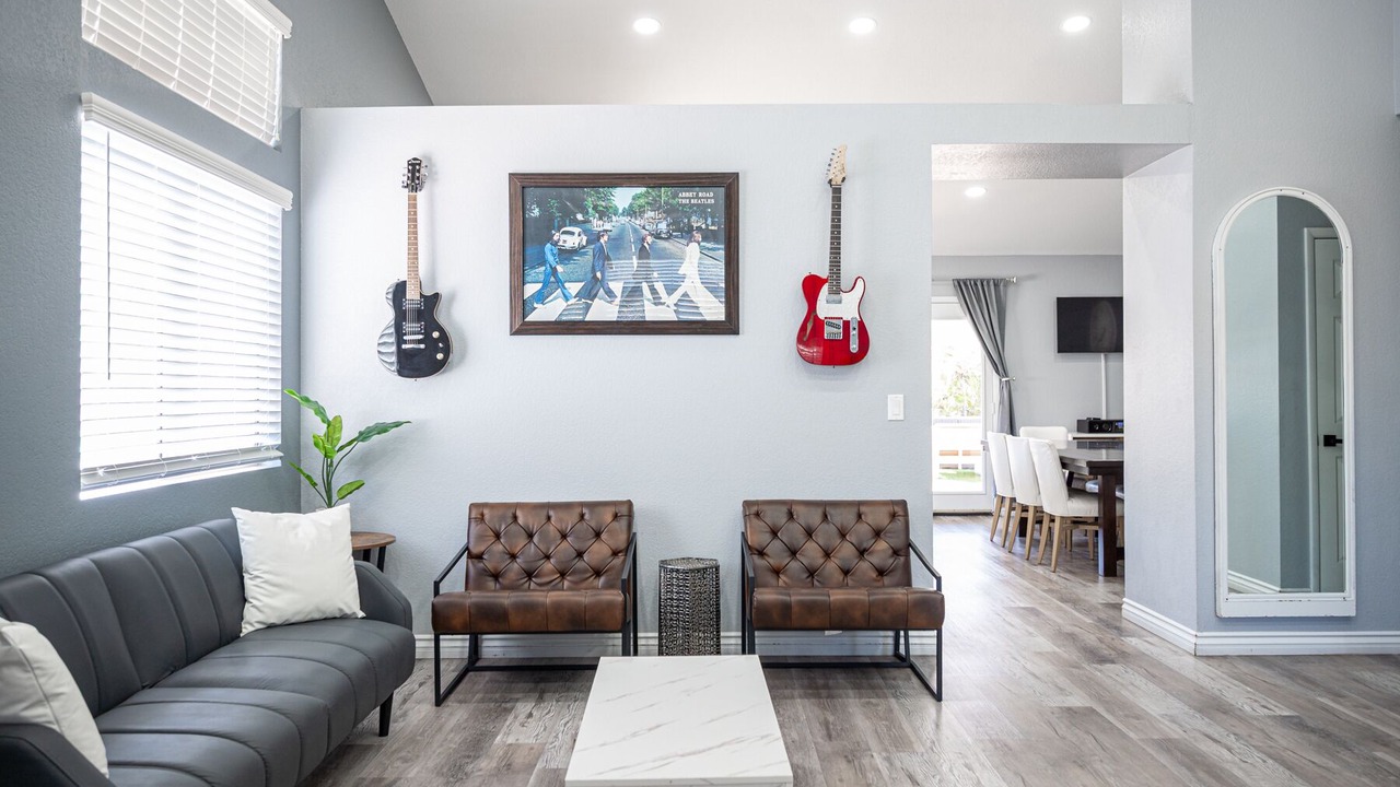 Photo of Livingroom in Green Valley