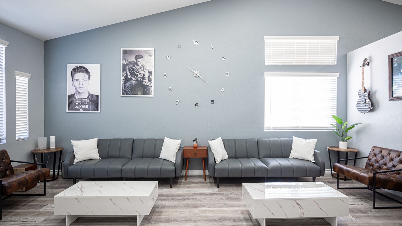 Photo of Livingroom in Green Valley