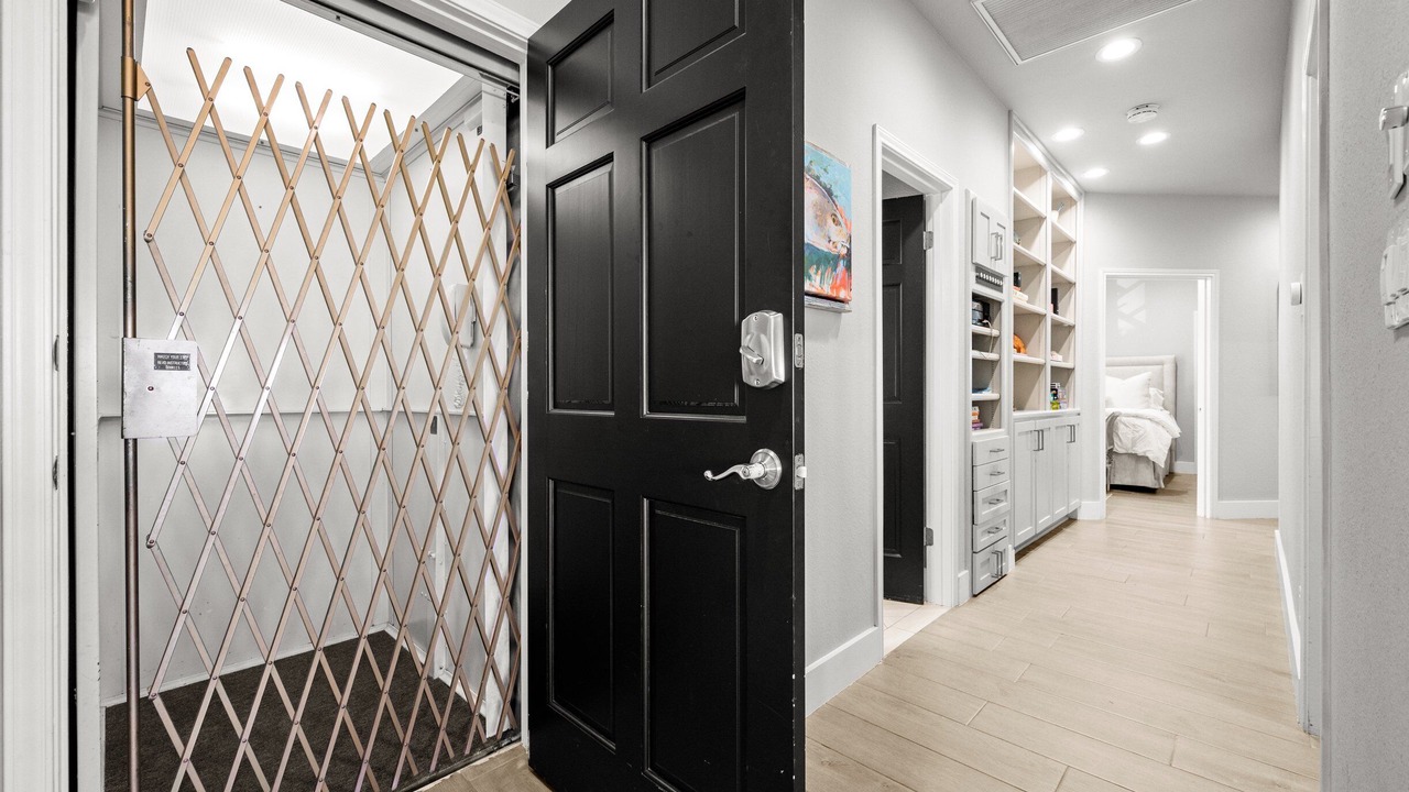 Photo of Bedroom in Key Allegro