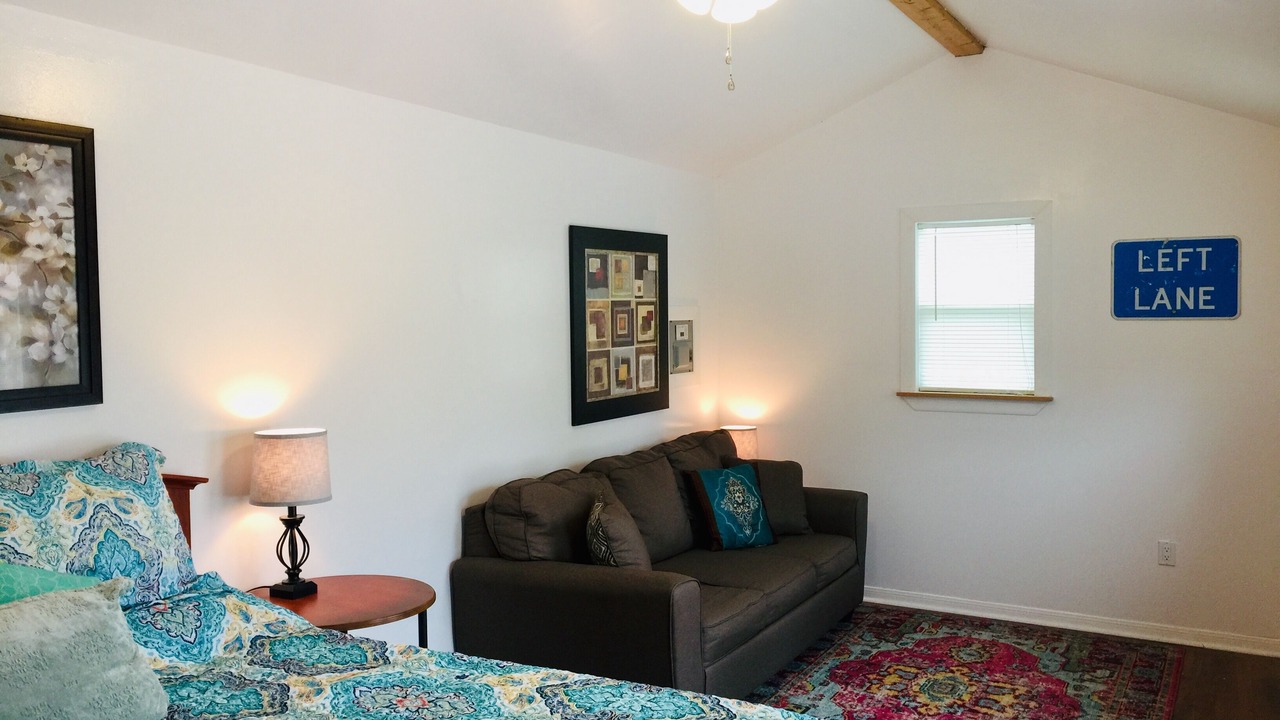 Photo of Livingroom in Bastrop