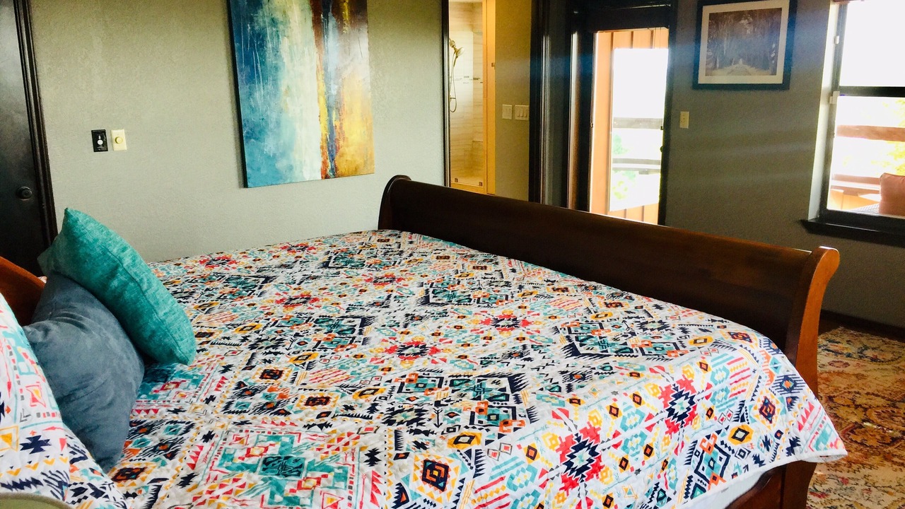 Photo of Bedroom in Bastrop