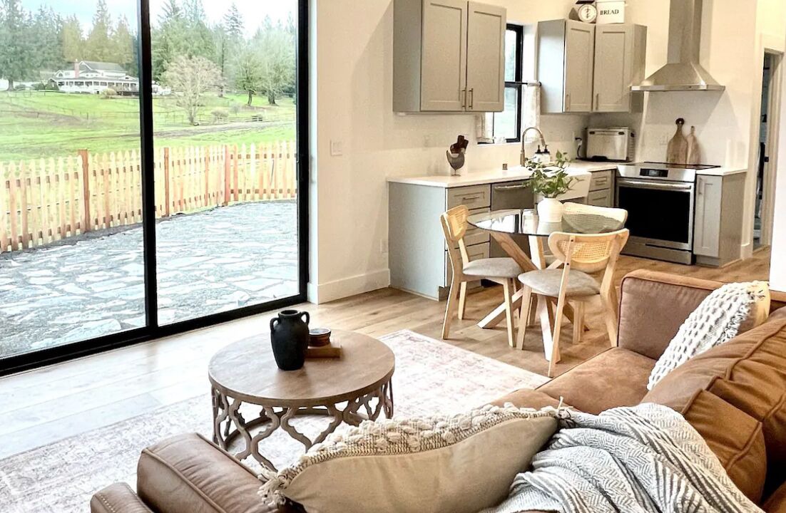 Photo of Livingroom in Snohomish
