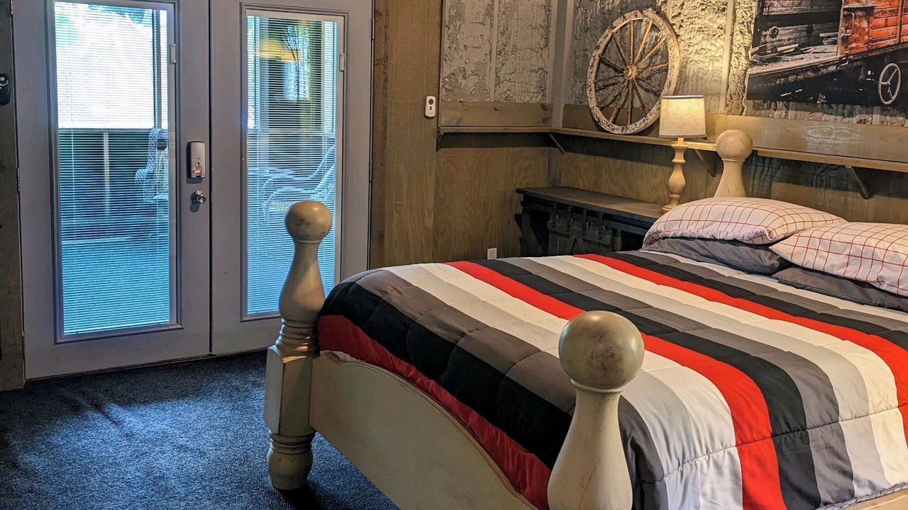 Photo of Bedroom in Montgomery