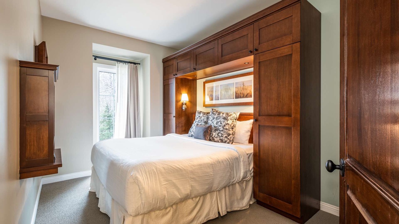 Photo of Bedroom in Mont-Tremblant