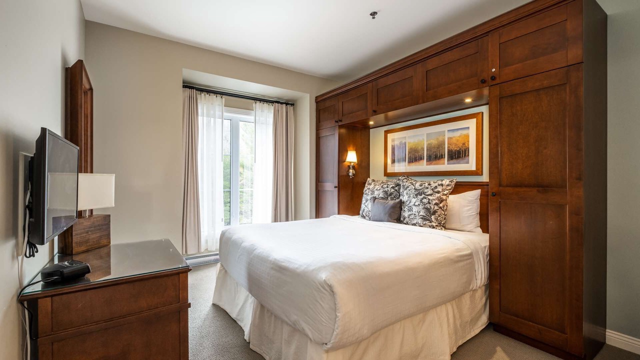 Photo of Bedroom in Mont-Tremblant